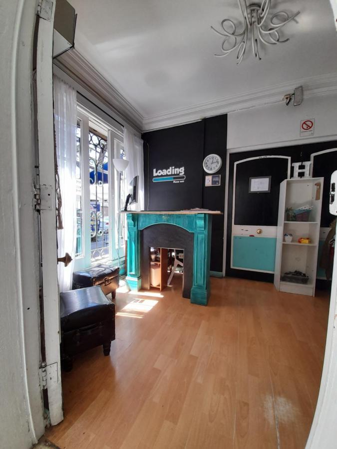 Atacama Hostel Backpackers Santiago de Chile Bagian luar foto